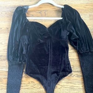 Revolve (Tularosa) black velvet bodysuit